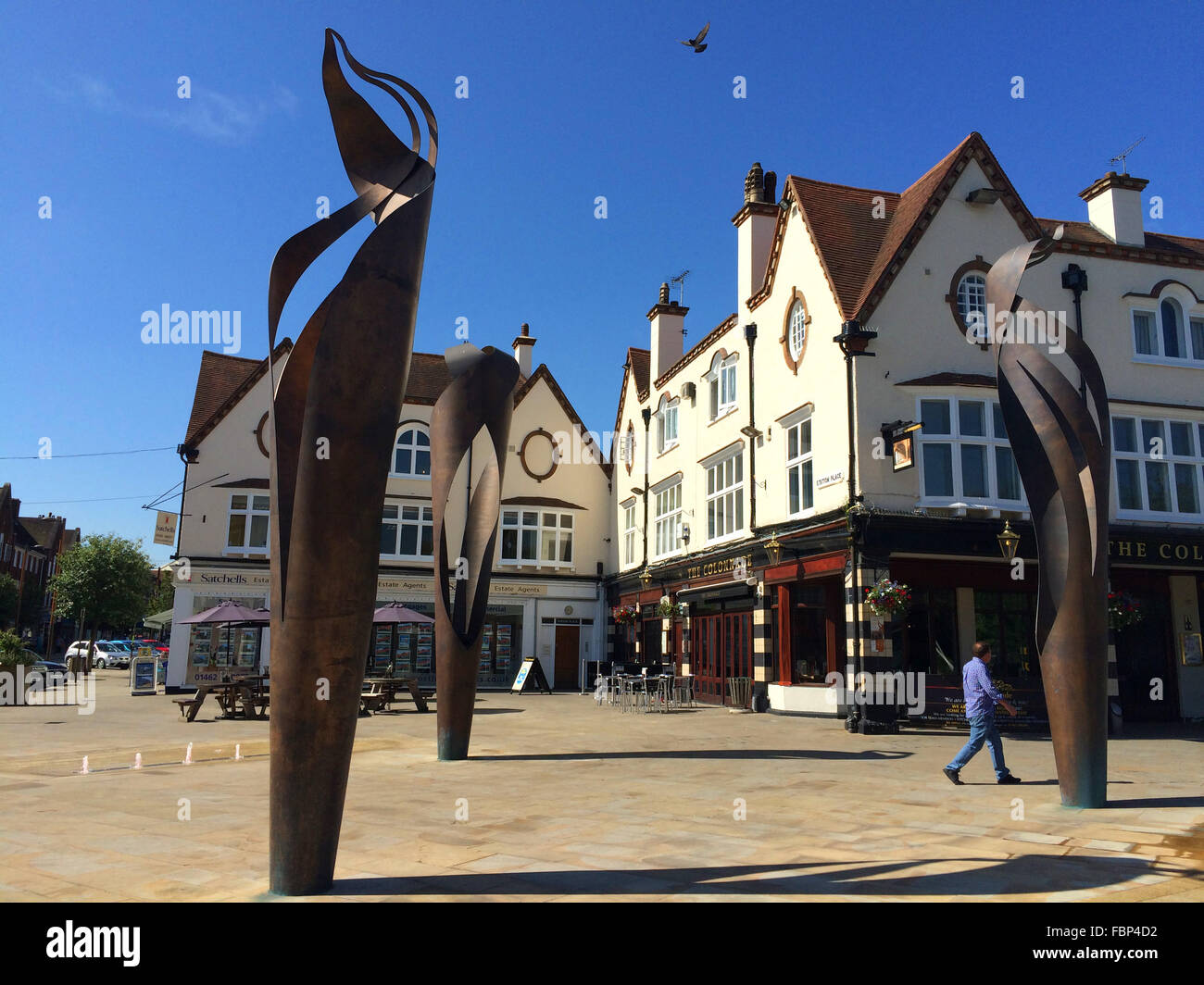 Sculptures Letchworth Garden City Stock Photo Alamy