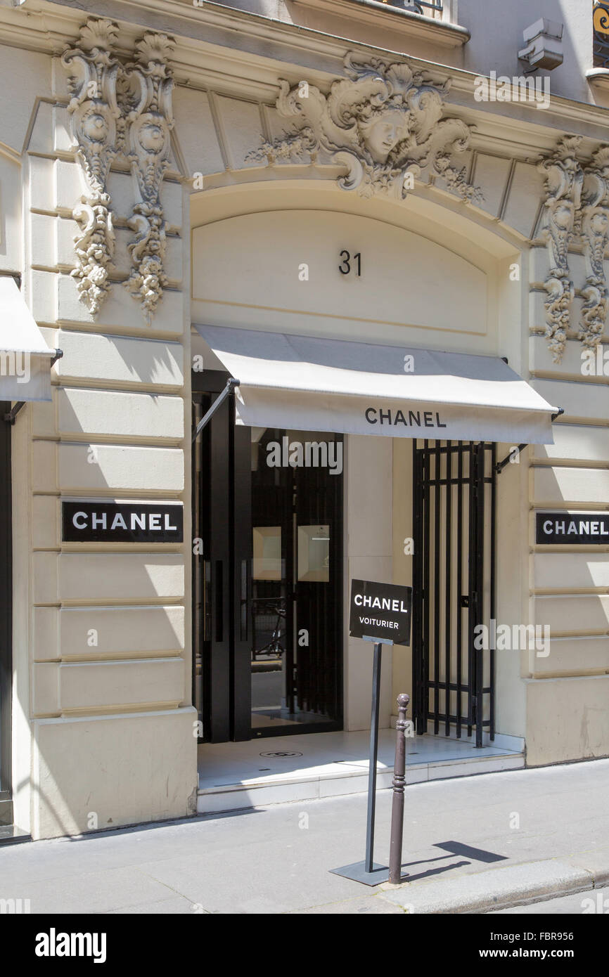 Coco Chanel's original store location, 31 Rue Cambon, Paris, Ile-de-France,  France Stock Photo - Alamy