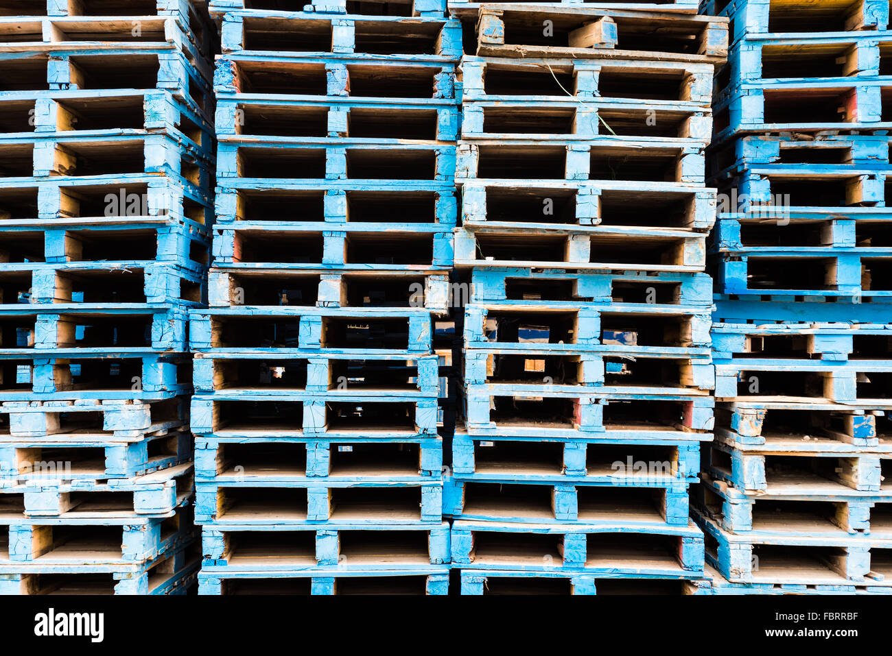 Blue pallets hires stock photography and images Alamy