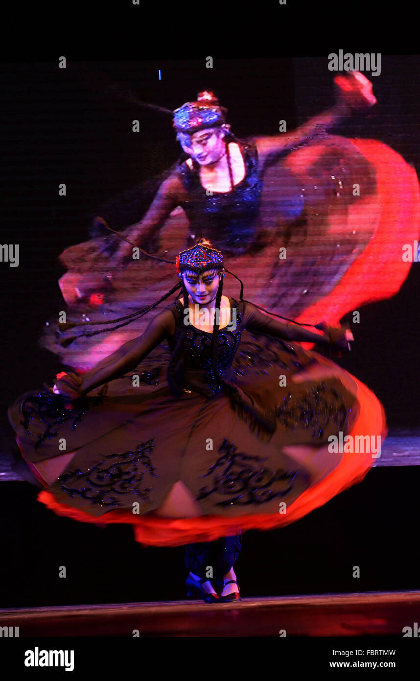 Dhaka, Bangladesh. 18th Jan, 2016. A Chinese dancer performs at the National Theater in Dhaka, Bangladesh, Jan. 18, 2016. China's Tianjin Art Troupe staged here on Monday a culturally captivating performance aimed at celebrating the upcoming Lunar New Year. Credit:  Shariful Islam/Xinhua/Alamy Live News Stock Photo