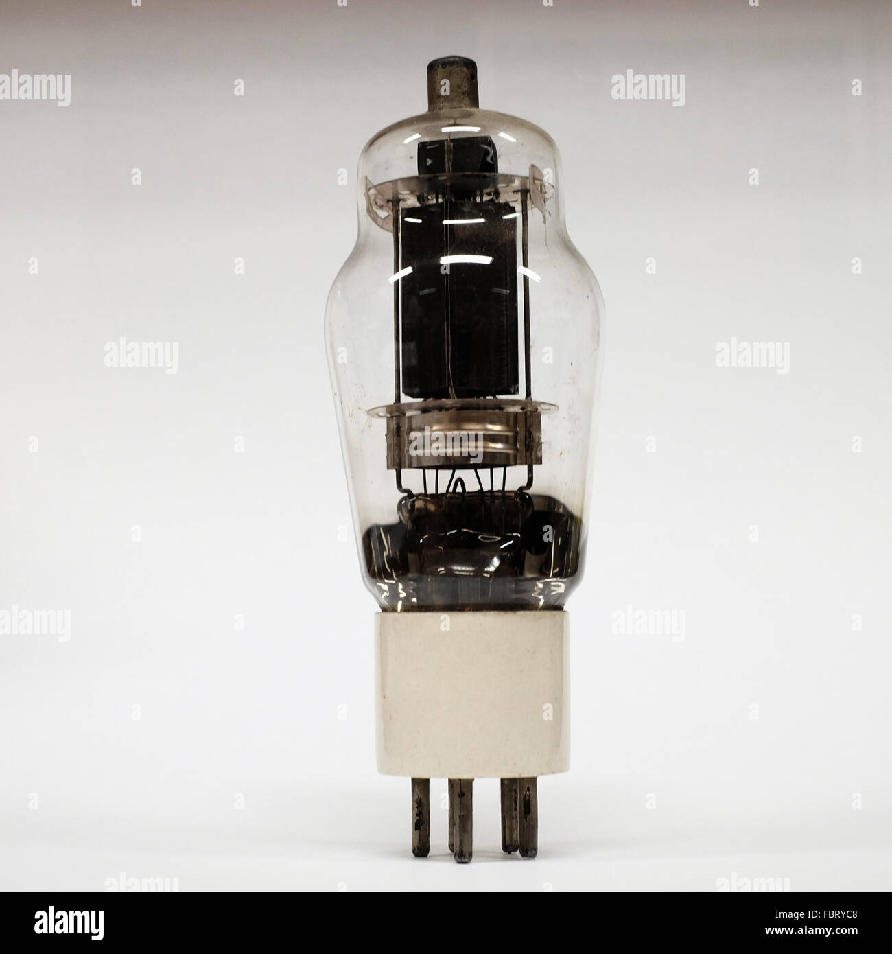 A vintage vacuum tube computer radio valve Stock Photo Alamy