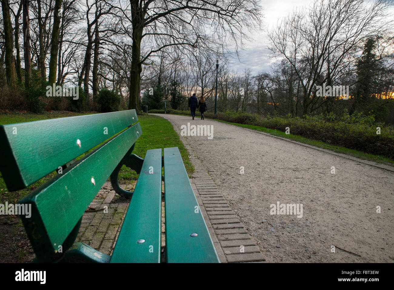 Canal pathway hi-res stock photography and images - Alamy