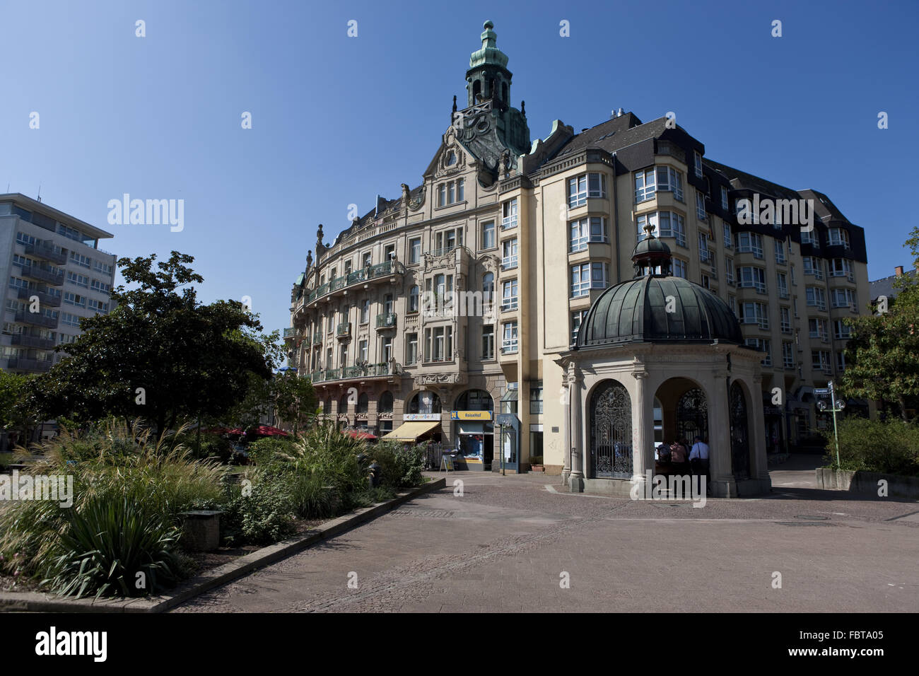 Palace Hotel Wiesbaden Stock Photo Alamy