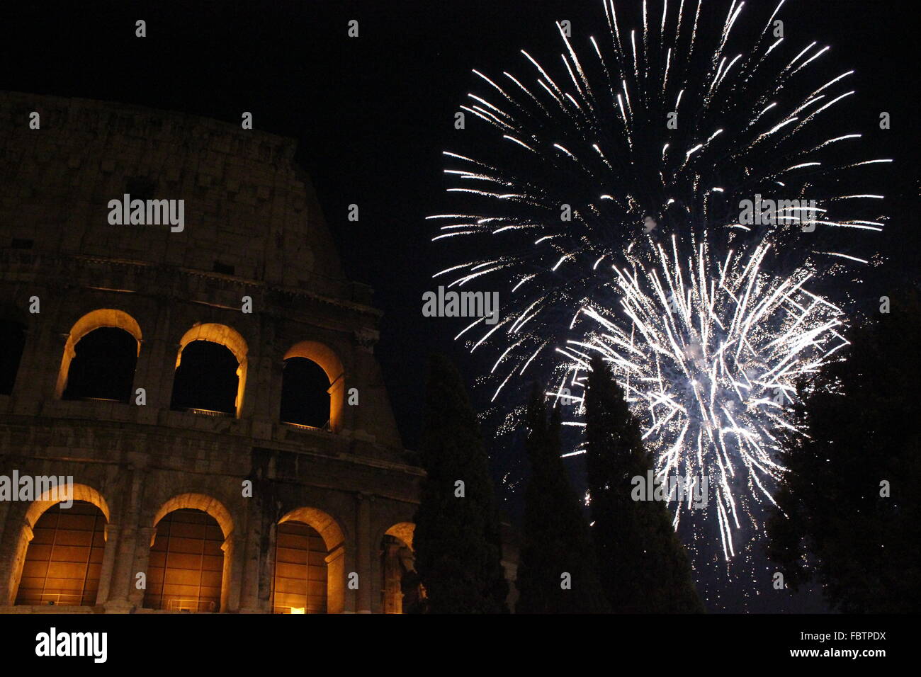 New Year Eve in Rome, Fireworks at Colosseum Stock Photo Alamy