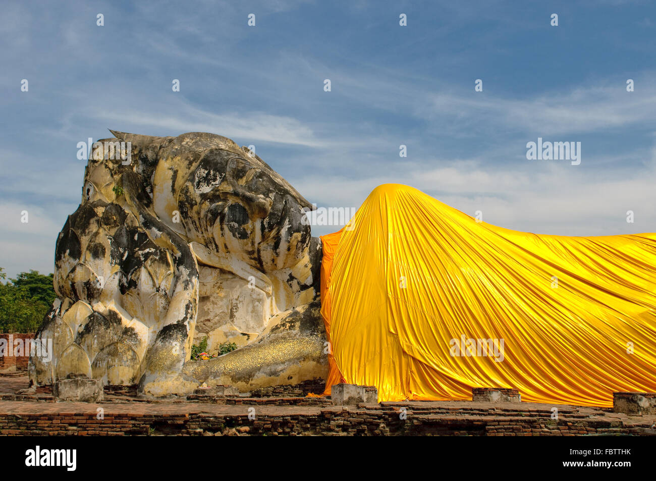 Reclining Buddha at Wat Lokayasutharam, Ayutthaya Stock Photo