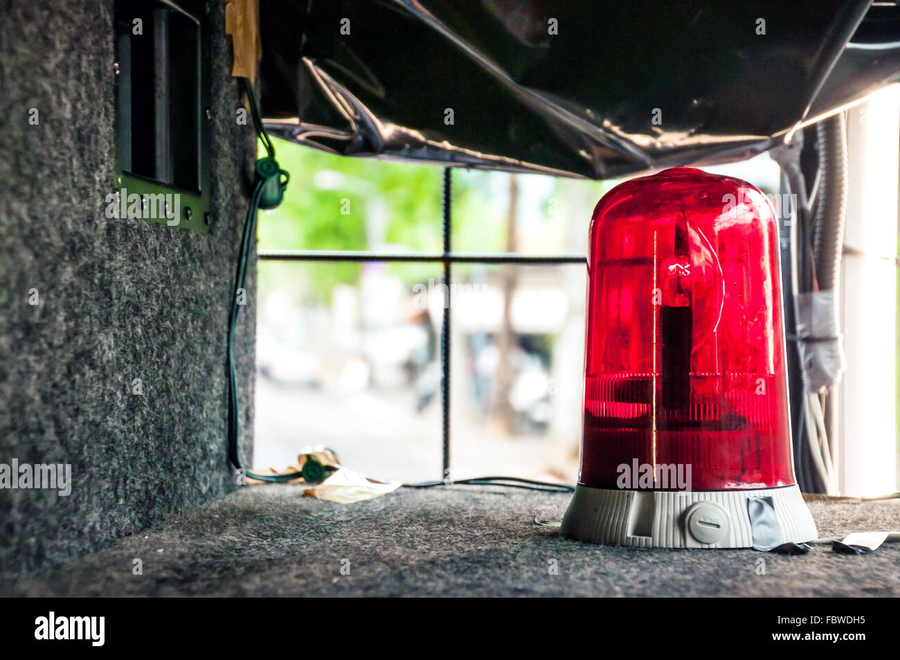 Red alert alarm light flashing hires stock photography and images Alamy