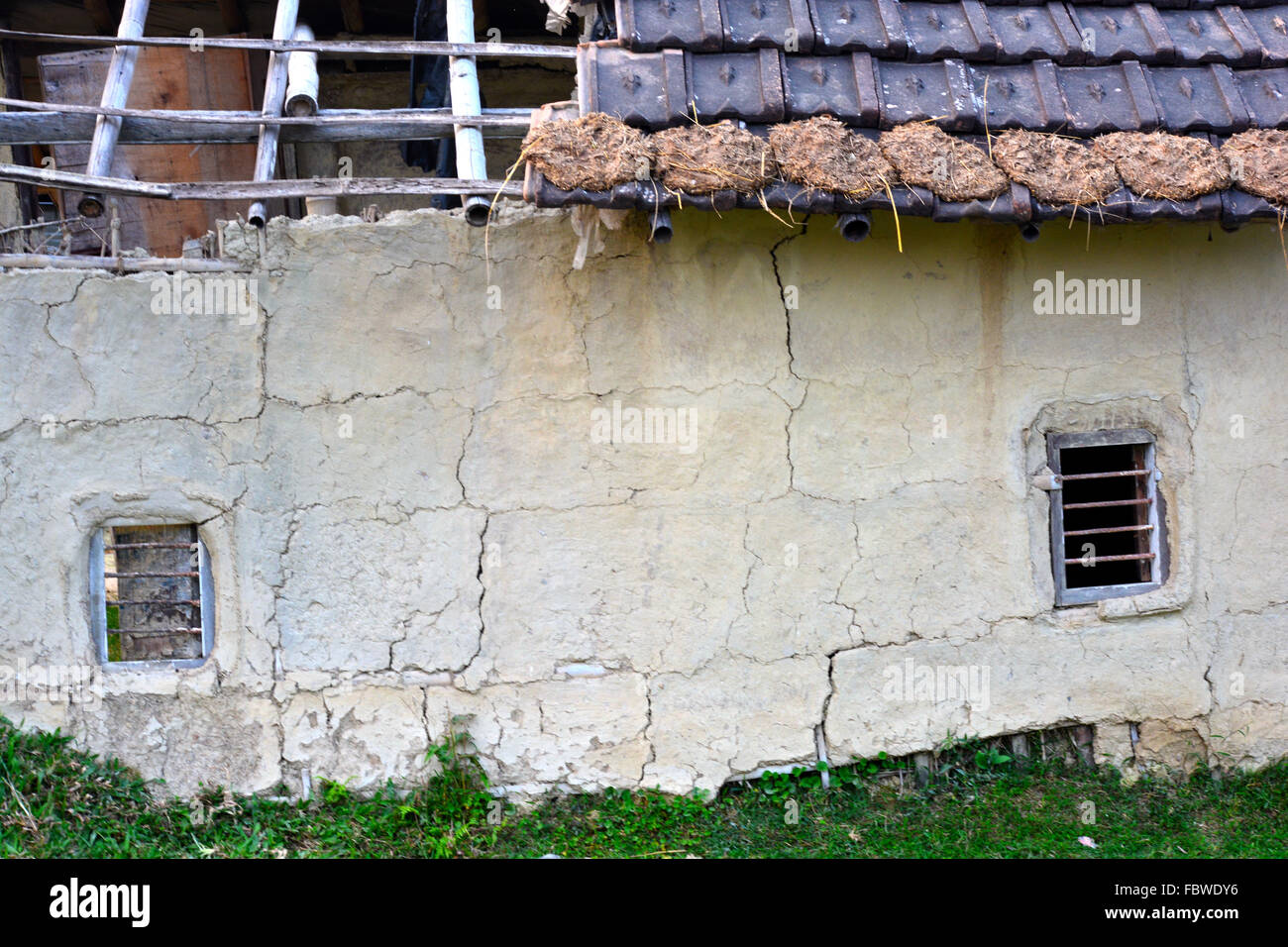 Broken house hires stock photography and images Alamy