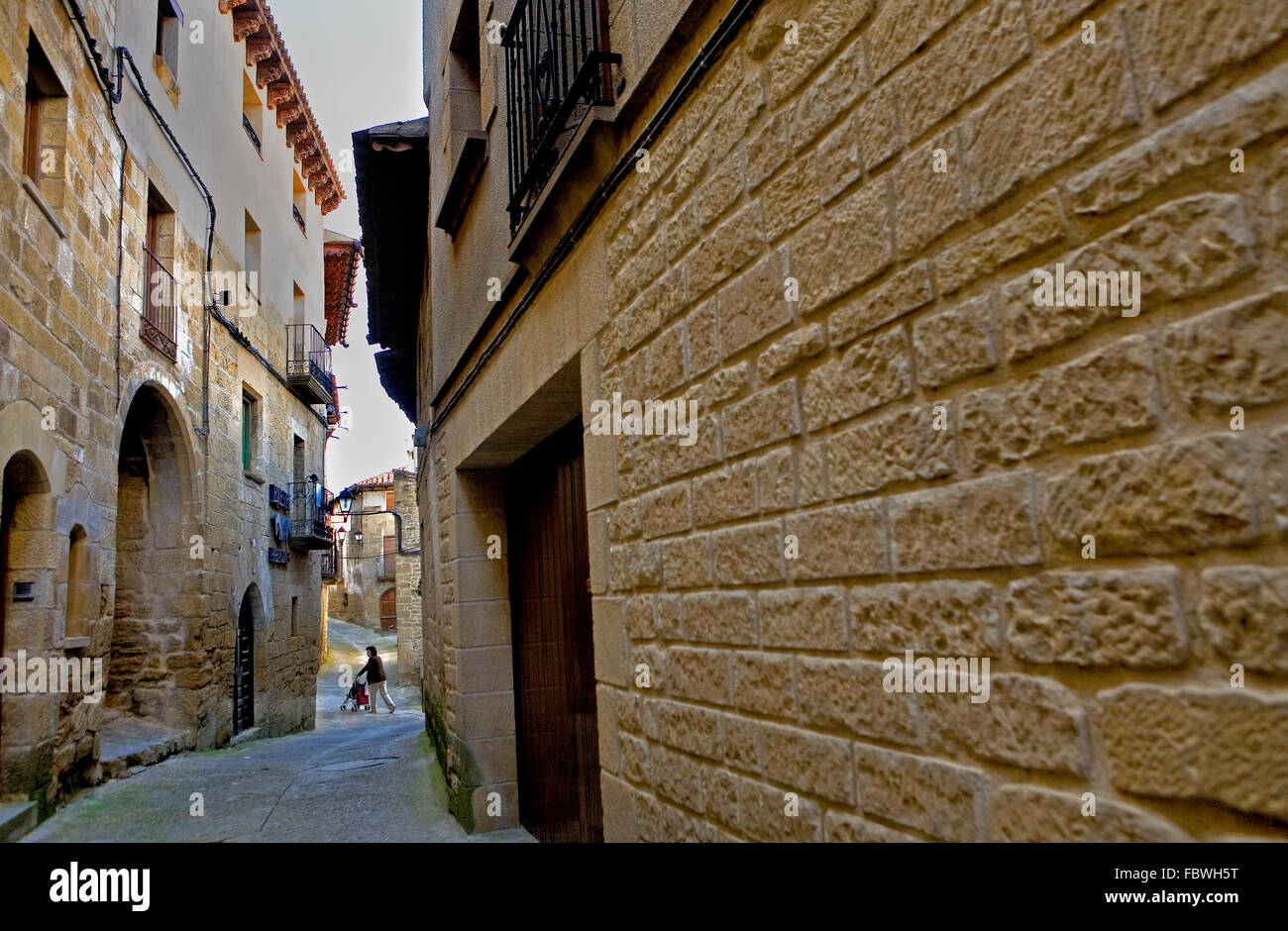 Zaragoza province, Aragon, Spain: Uncastillo. Mediavilla Street. cinco Villas. Stock Photo