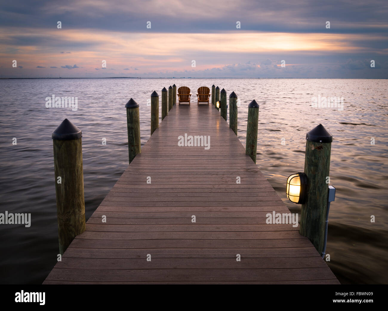 Tampa Dock behind Oystercatchers restaurant Stock Photo Alamy