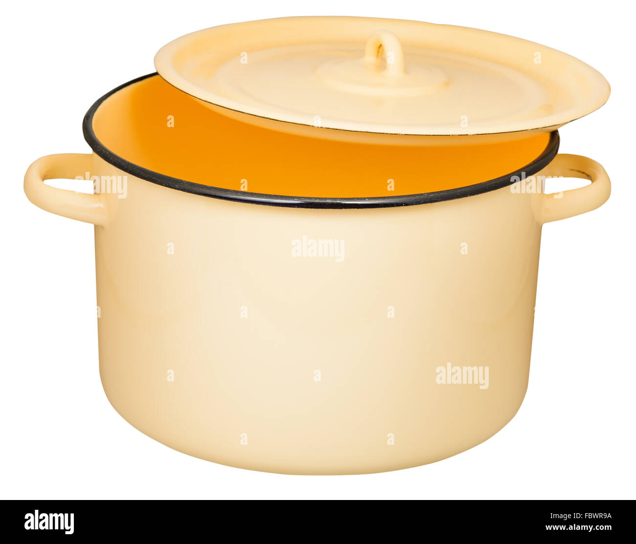 https://c8.alamy.com/comp/FBWR9A/classic-enamel-stockpot-with-slightly-ajar-cover-isolated-on-white-FBWR9A.jpg