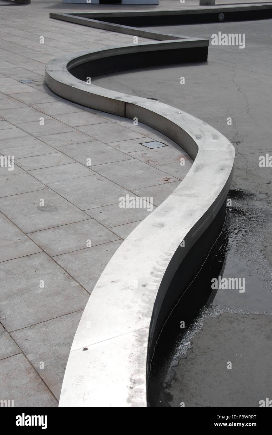 Curved edge hires stock photography and images Alamy