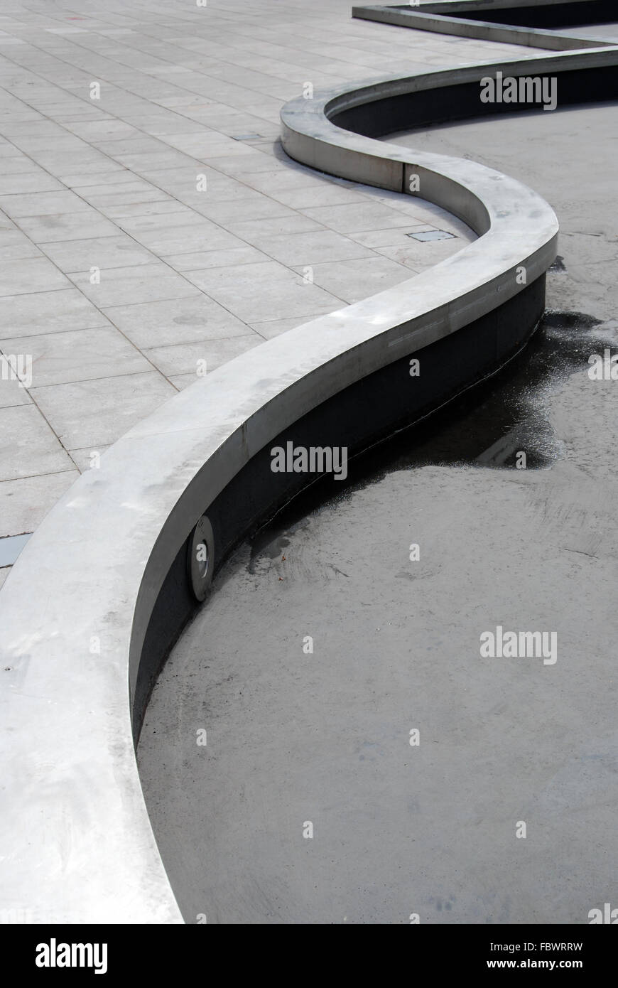 Curved edge hires stock photography and images Alamy