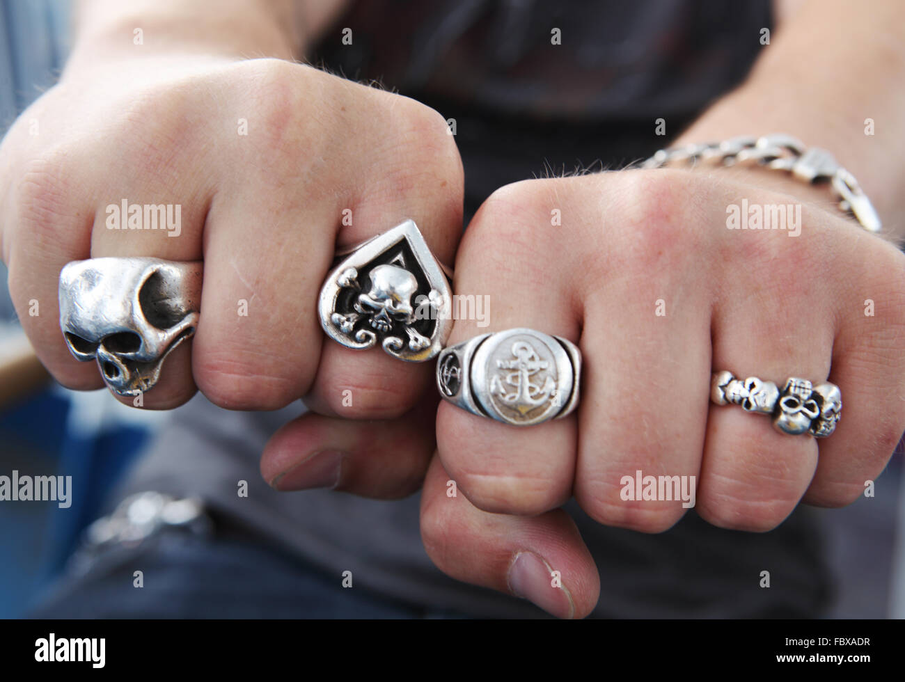 Ring anker ring hi-res stock photography and images - Alamy