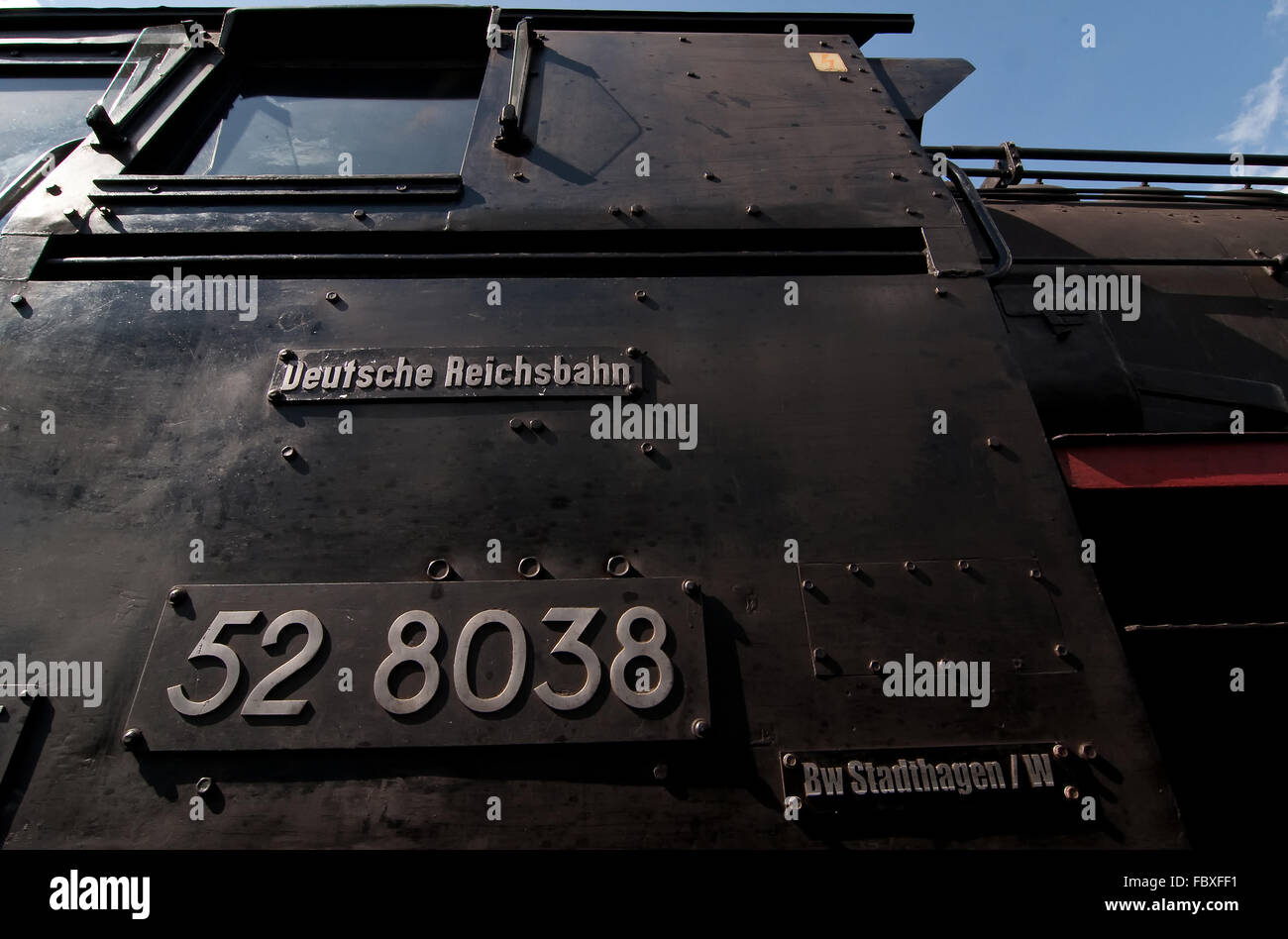 Coal steam train shovel hires stock photography and images Alamy