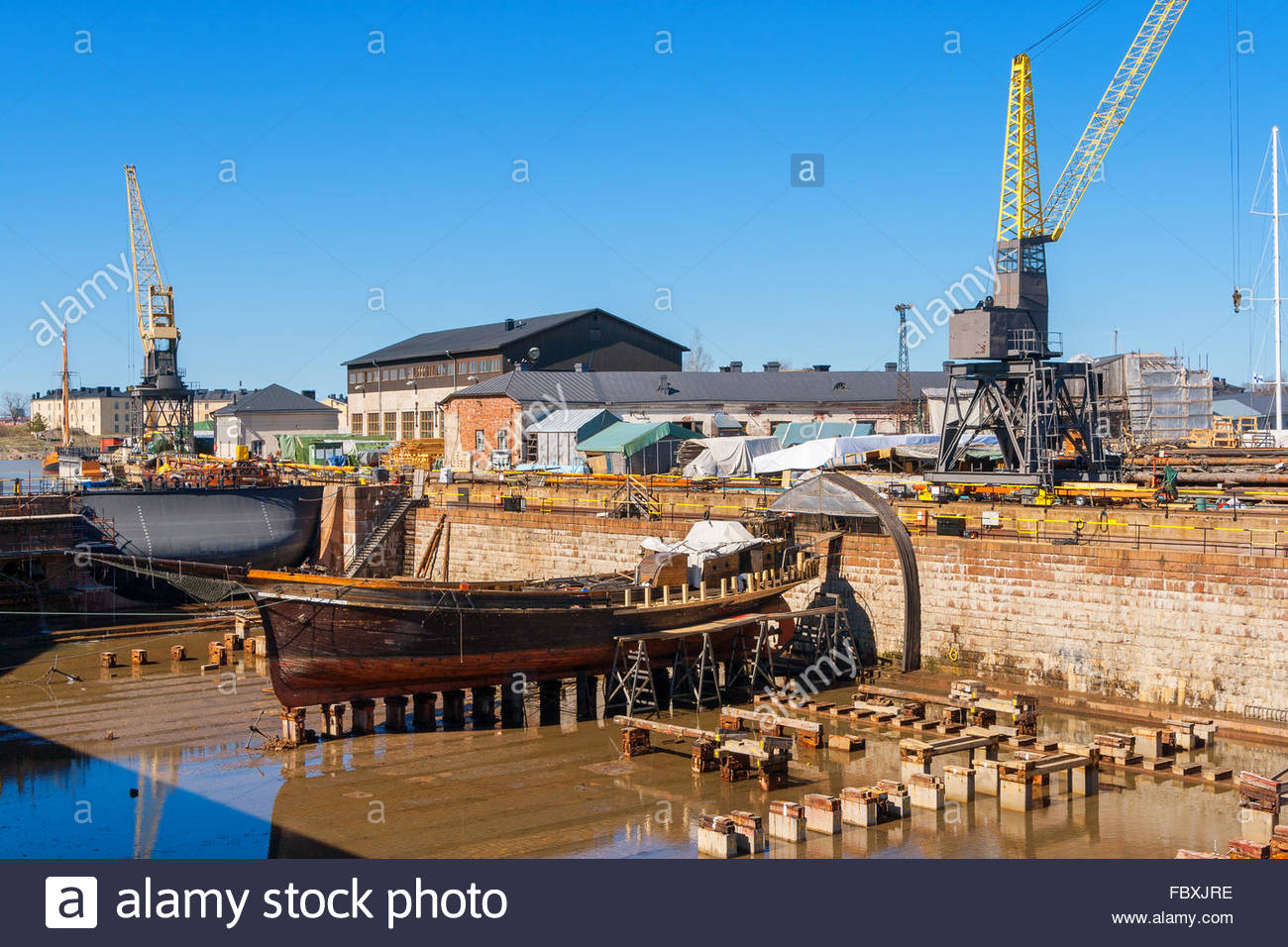 Military Dry Dock Stock Photos & Military Dry Dock Stock Images - Alamy