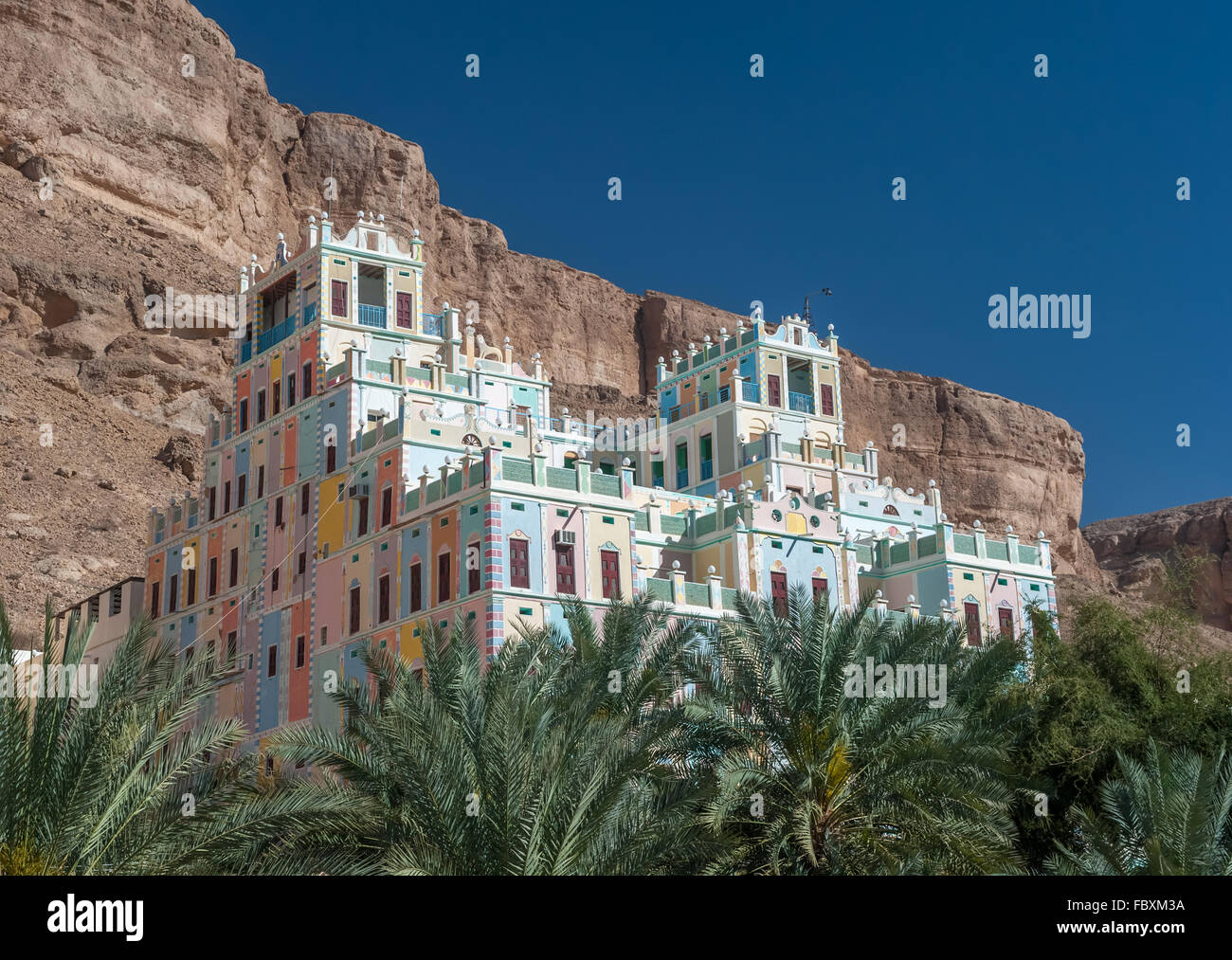 Kataira colorful hotel in Wadi Doan, Hadramaut, Yemen Stock Photo