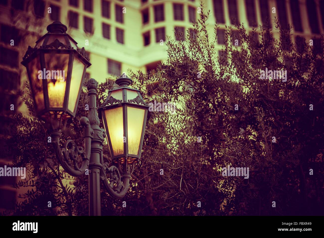 Vintage street lamps deals