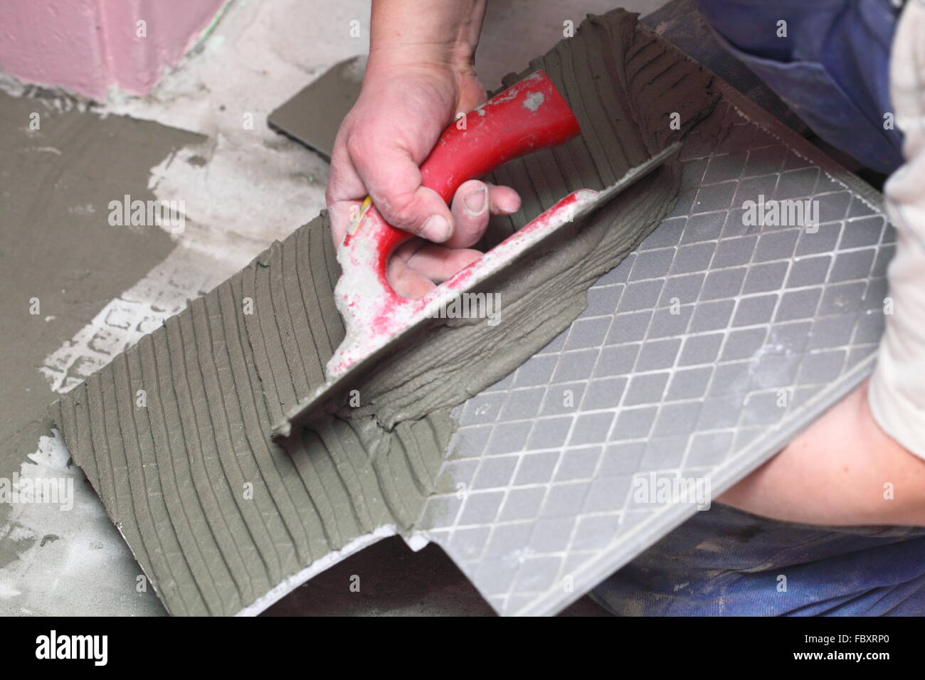 Tile adhesive hi-res stock photography and images - Alamy