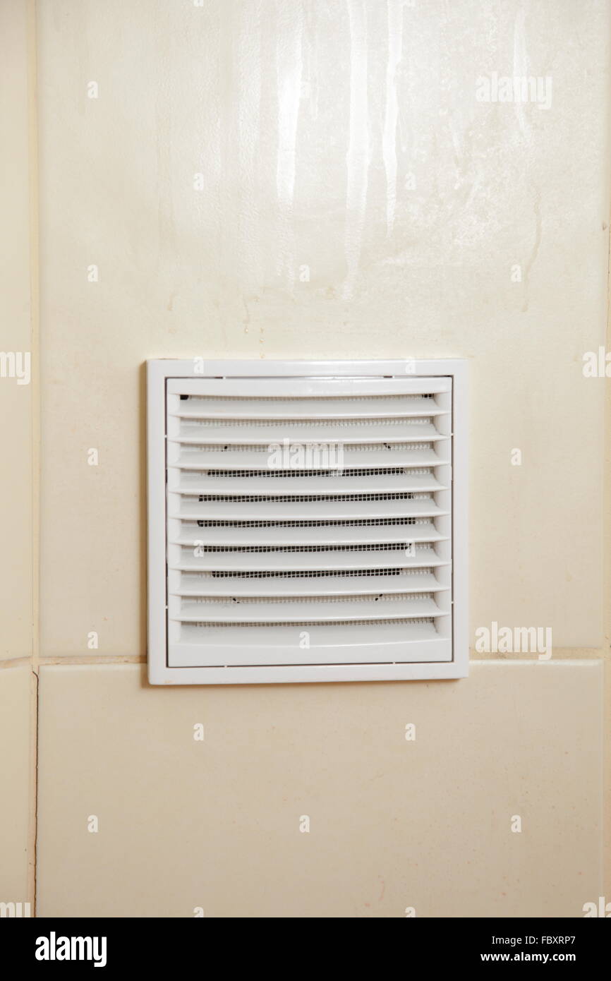 Vent white bathroom ventilation grille Stock Photo - Alamy