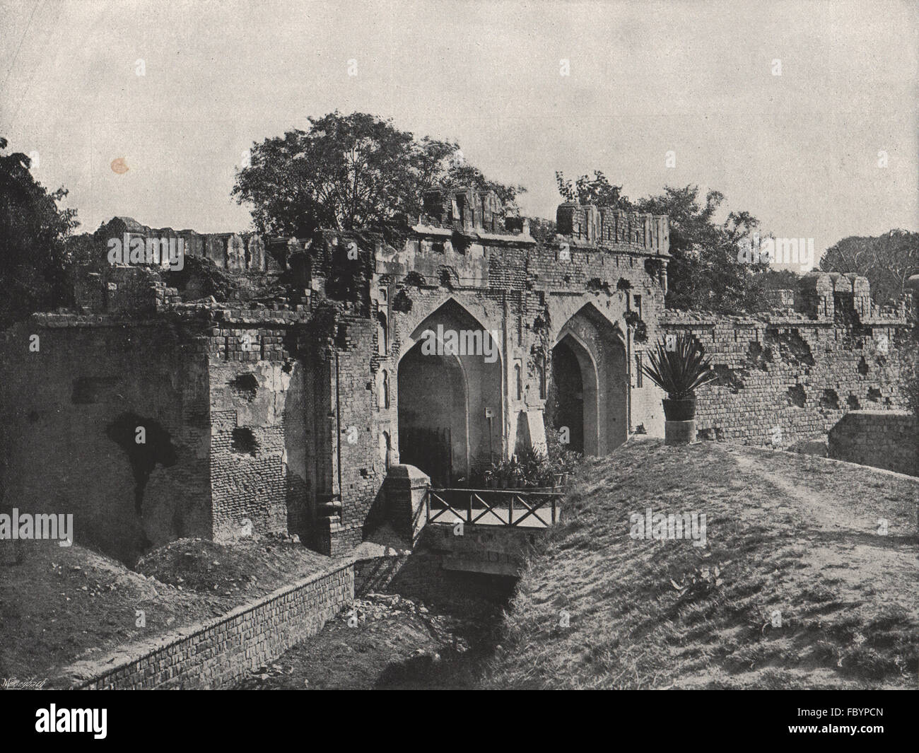 DELHI. The Kashmir Gate. India, antique print 1895 Stock Photo