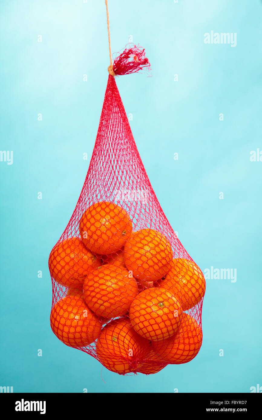 Why Red Mesh Polypropylene Bags are Ideal for Oranges