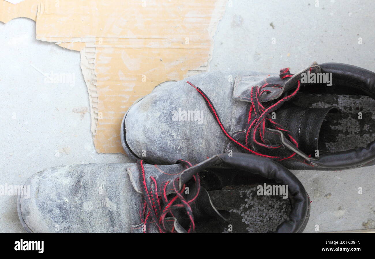 Broken boot lace hi-res stock photography and images - Alamy