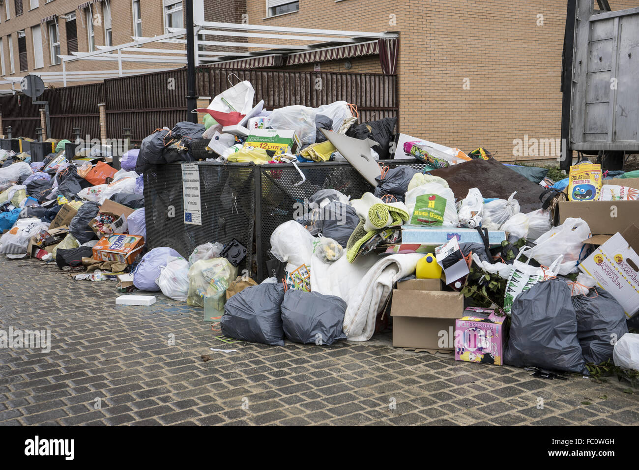 strike by municipal waste collection Stock Photo - Alamy