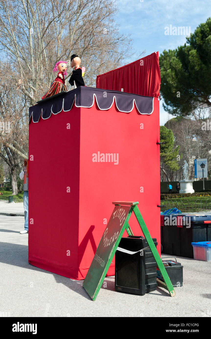 Puppets at Retiro Park, Madrid, Spain Stock Photo Alamy