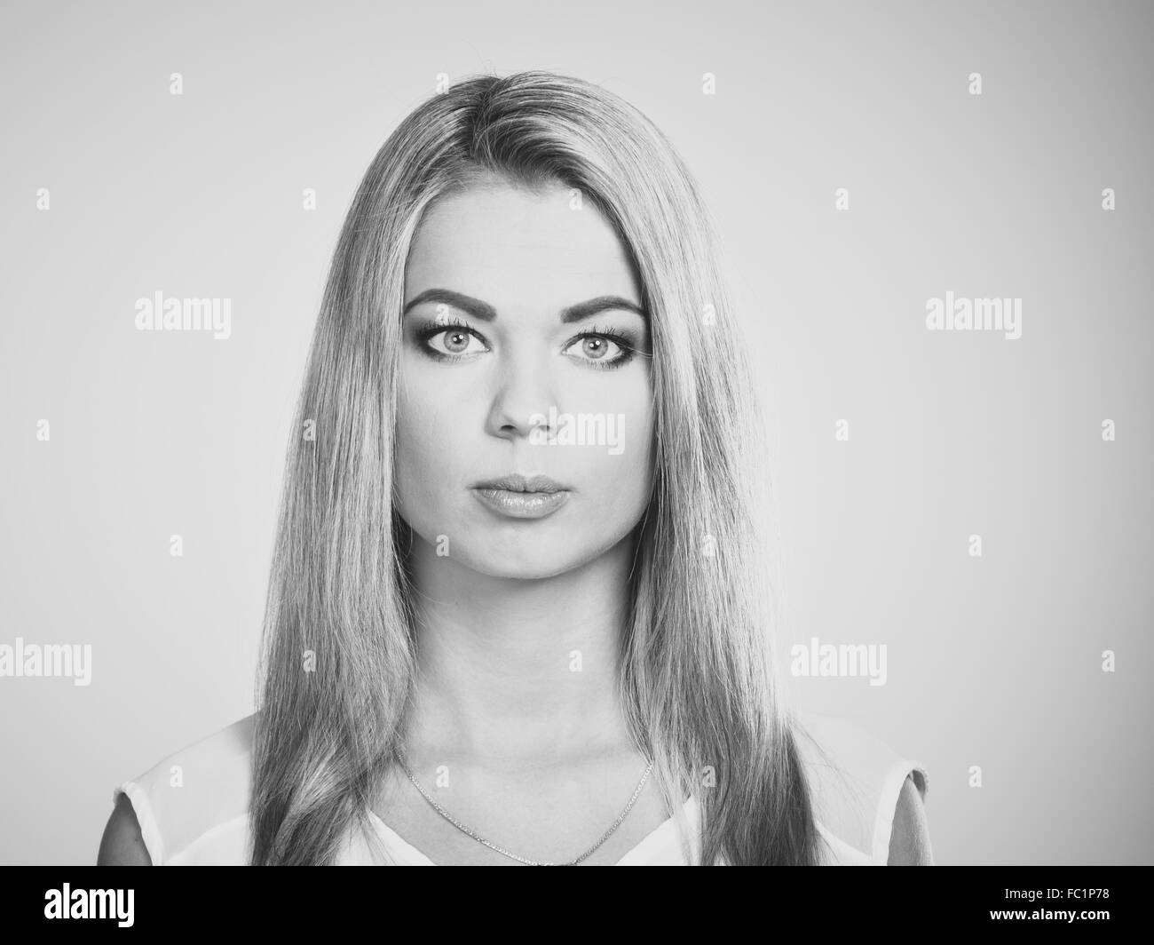 Attractive young woman portrait hi-res stock photography and images - Alamy