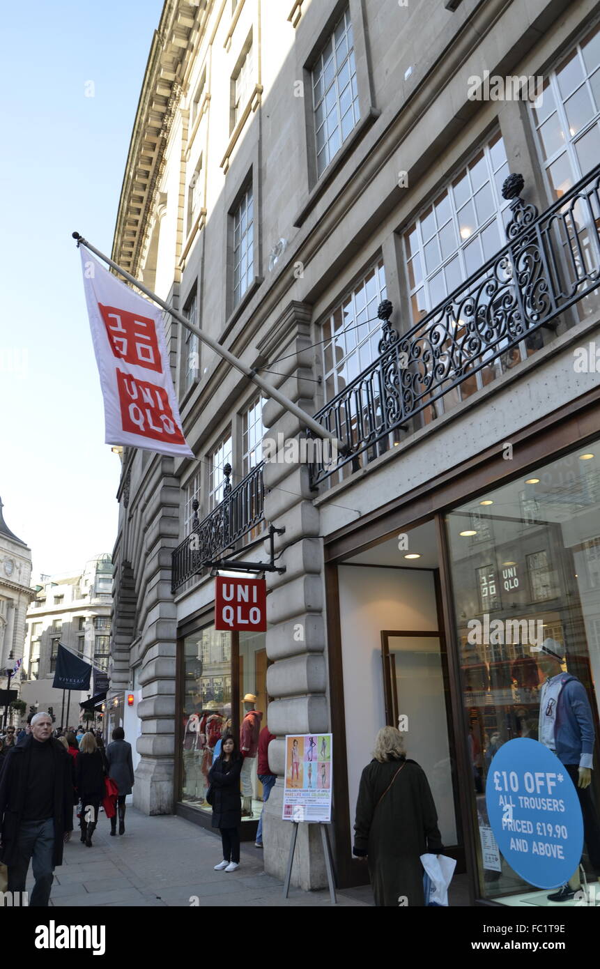 Uniqlo. Regent Street. London Stock Photo - Alamy