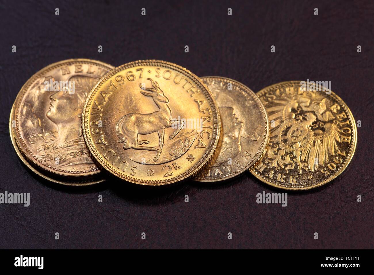 Antique gold coins hi-res stock photography and images - Alamy