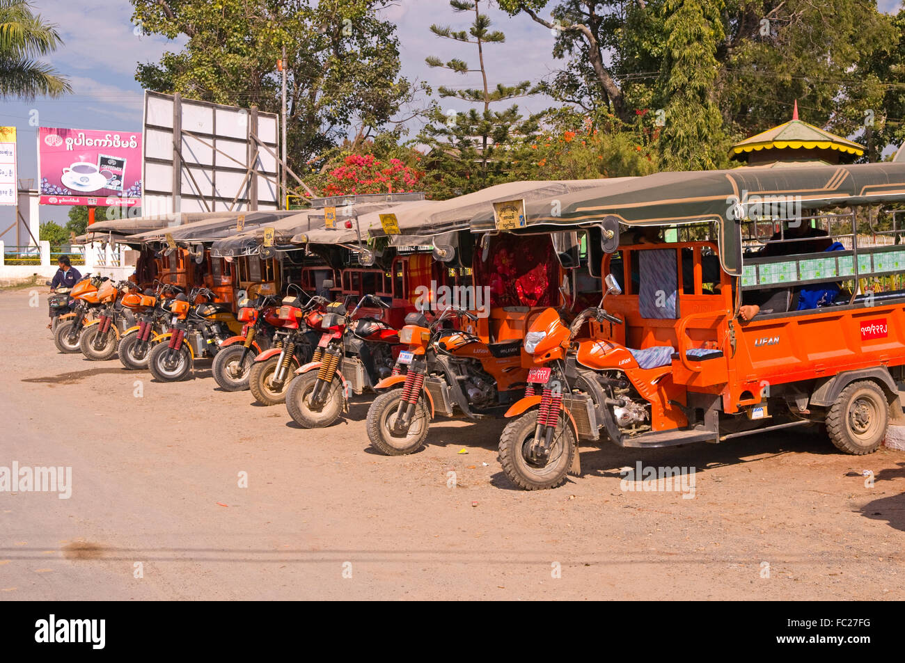Local transportation in Nyaung Schwe, Inle Lake, Myanmar Stock Photo