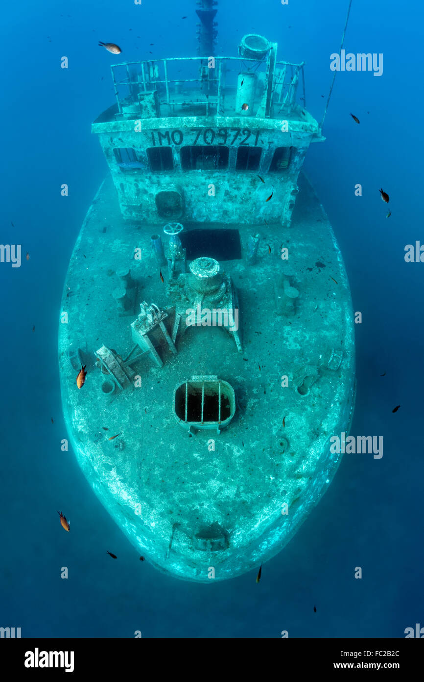 Underwater photography sunken ship wreck hires stock photography and