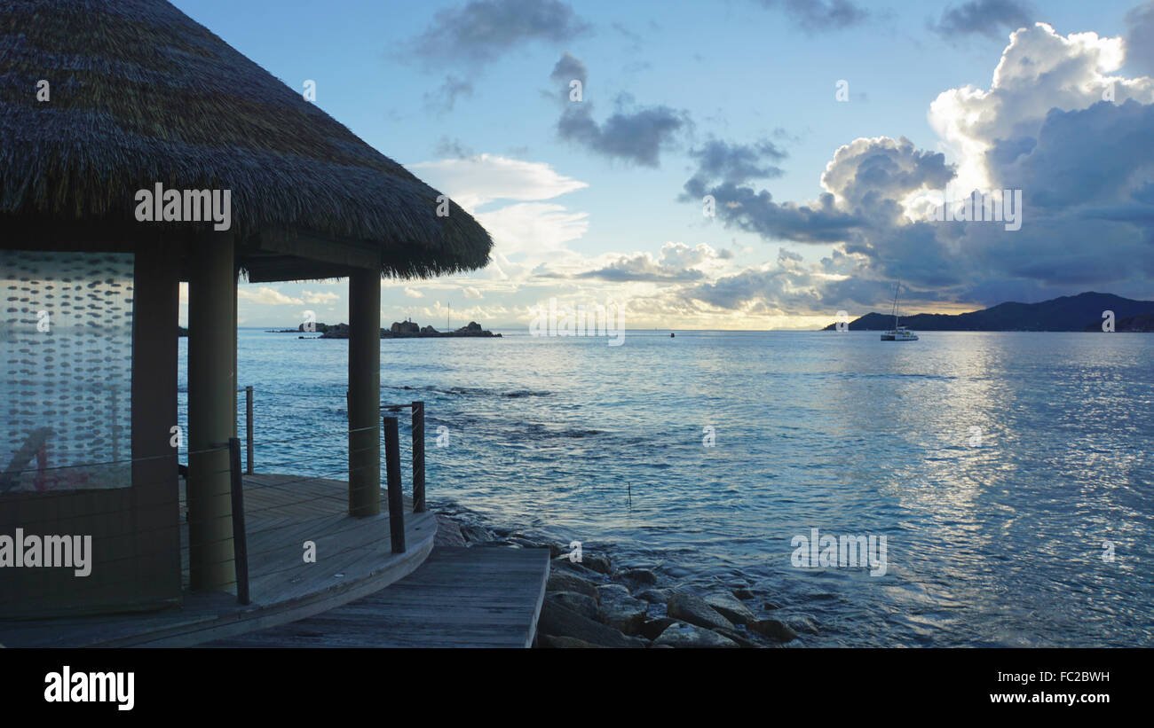 Paradise strand hi-res stock photography and images - Alamy