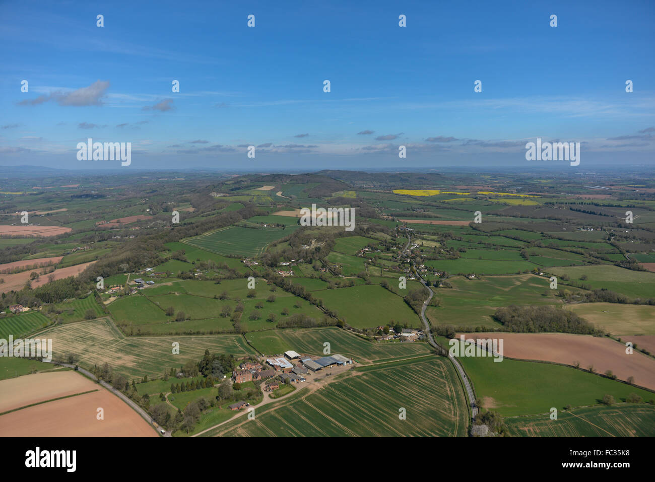 Ariel view countryside uk hi-res stock photography and images - Alamy