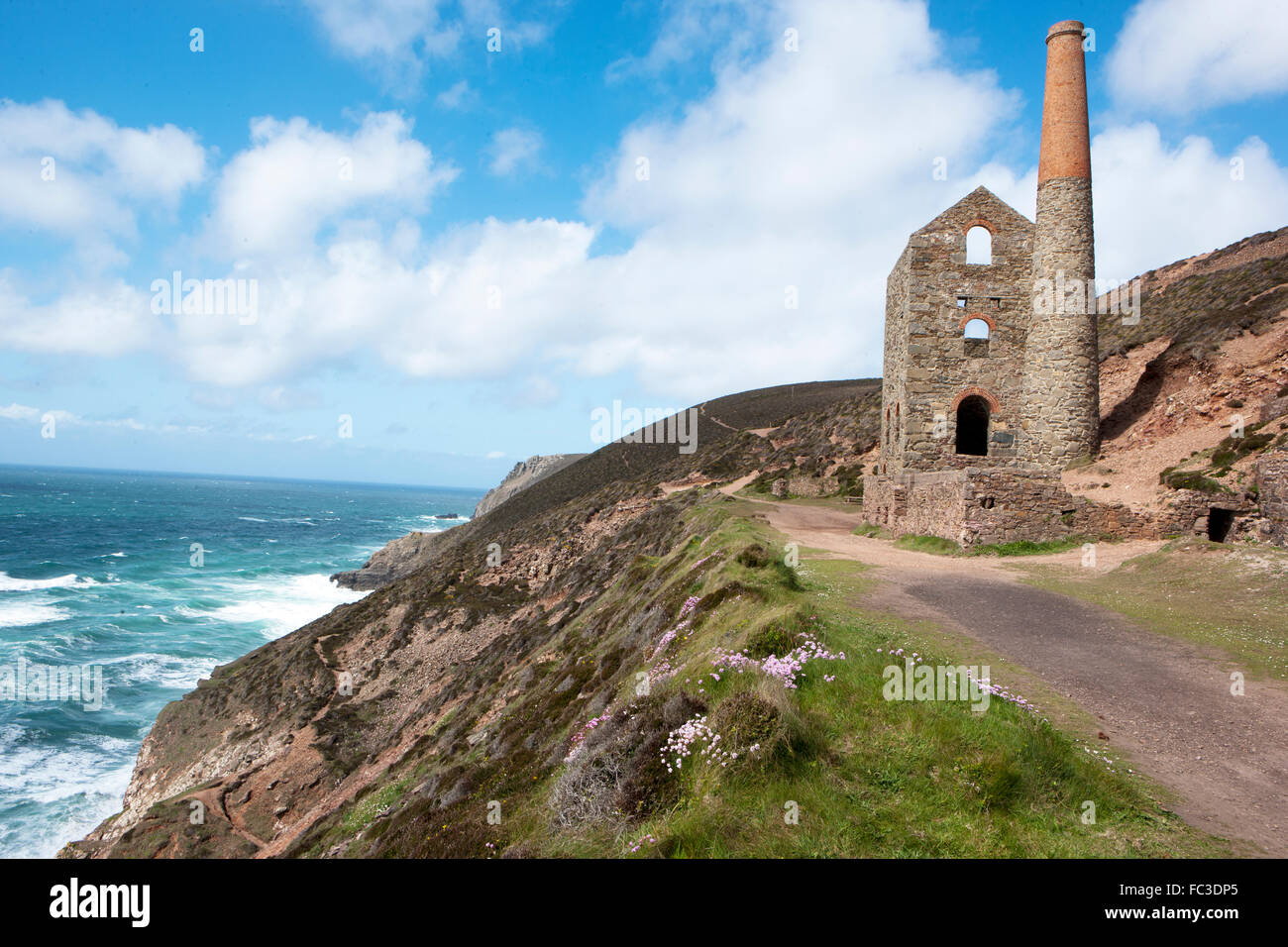 The Towanroath engine house at Wheal Coates between St Agnes and Porthtowan on the North Coast in Cornwall used in TV,s Poldark Stock Photo