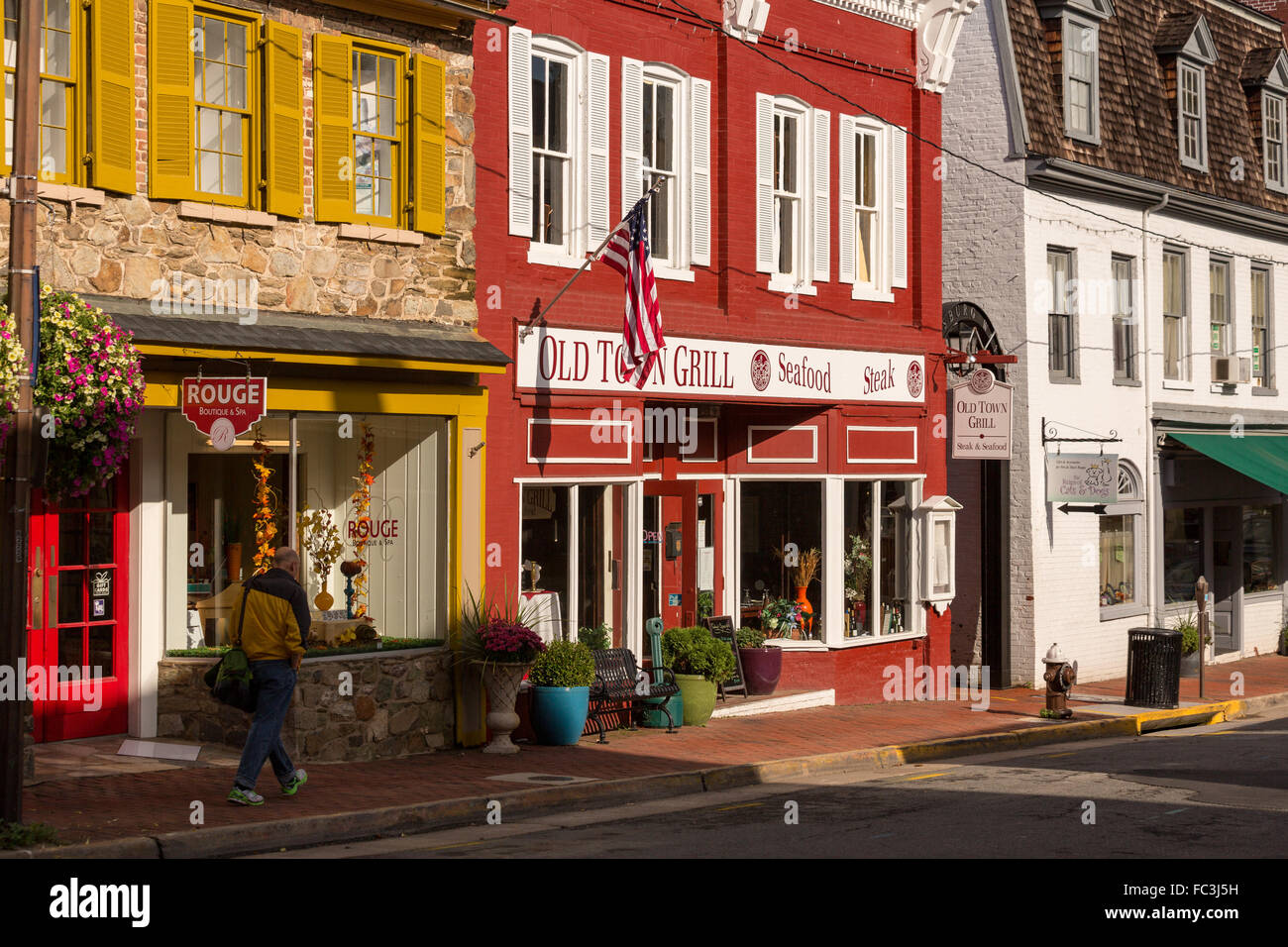 King Street in the historic colonial village of Leesburg, Virginia