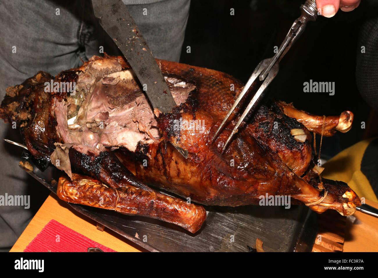 Carving Cooked Goose Stock Photo Alamy