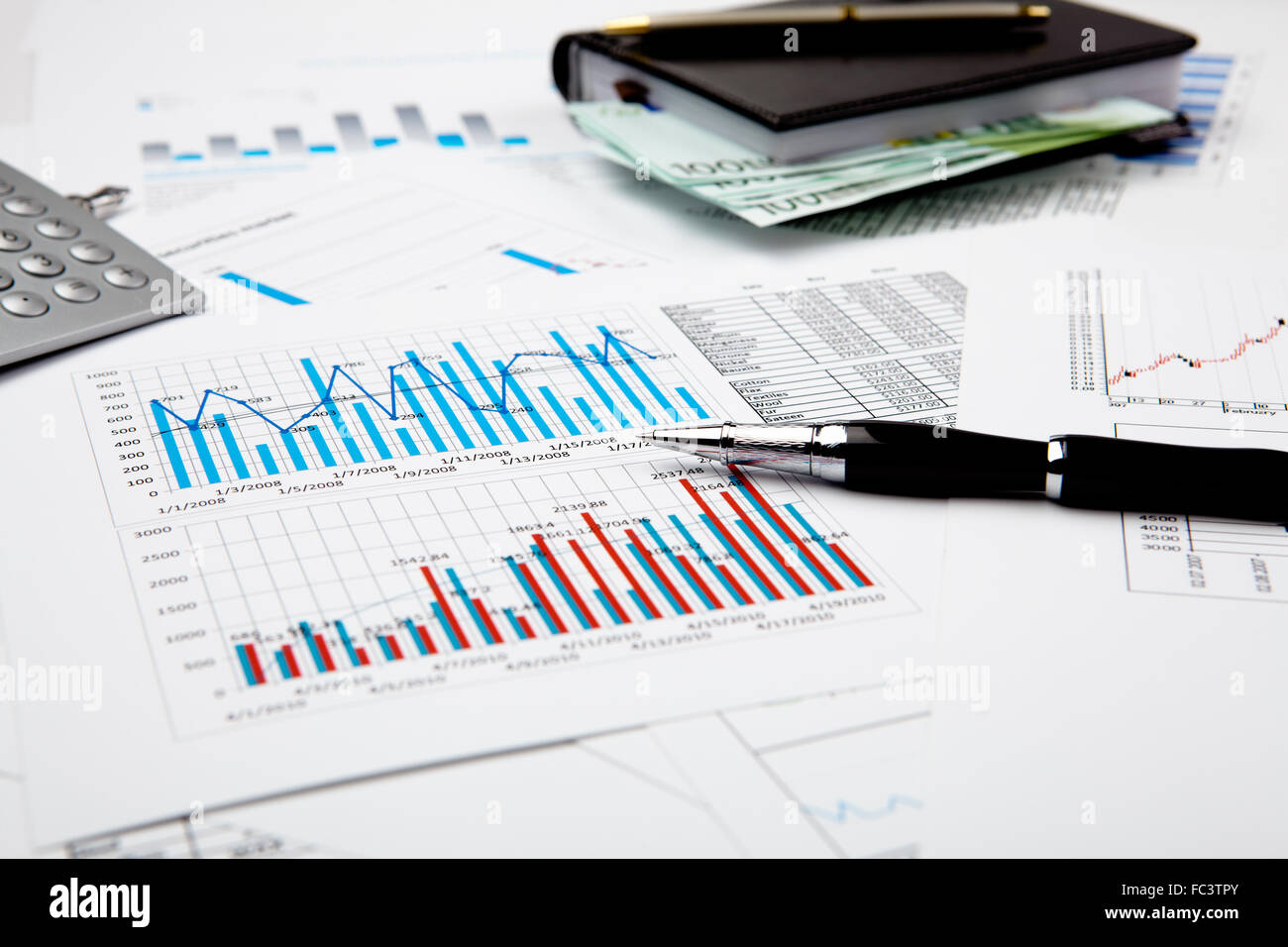 financial charts and graphs Stock Photo - Alamy