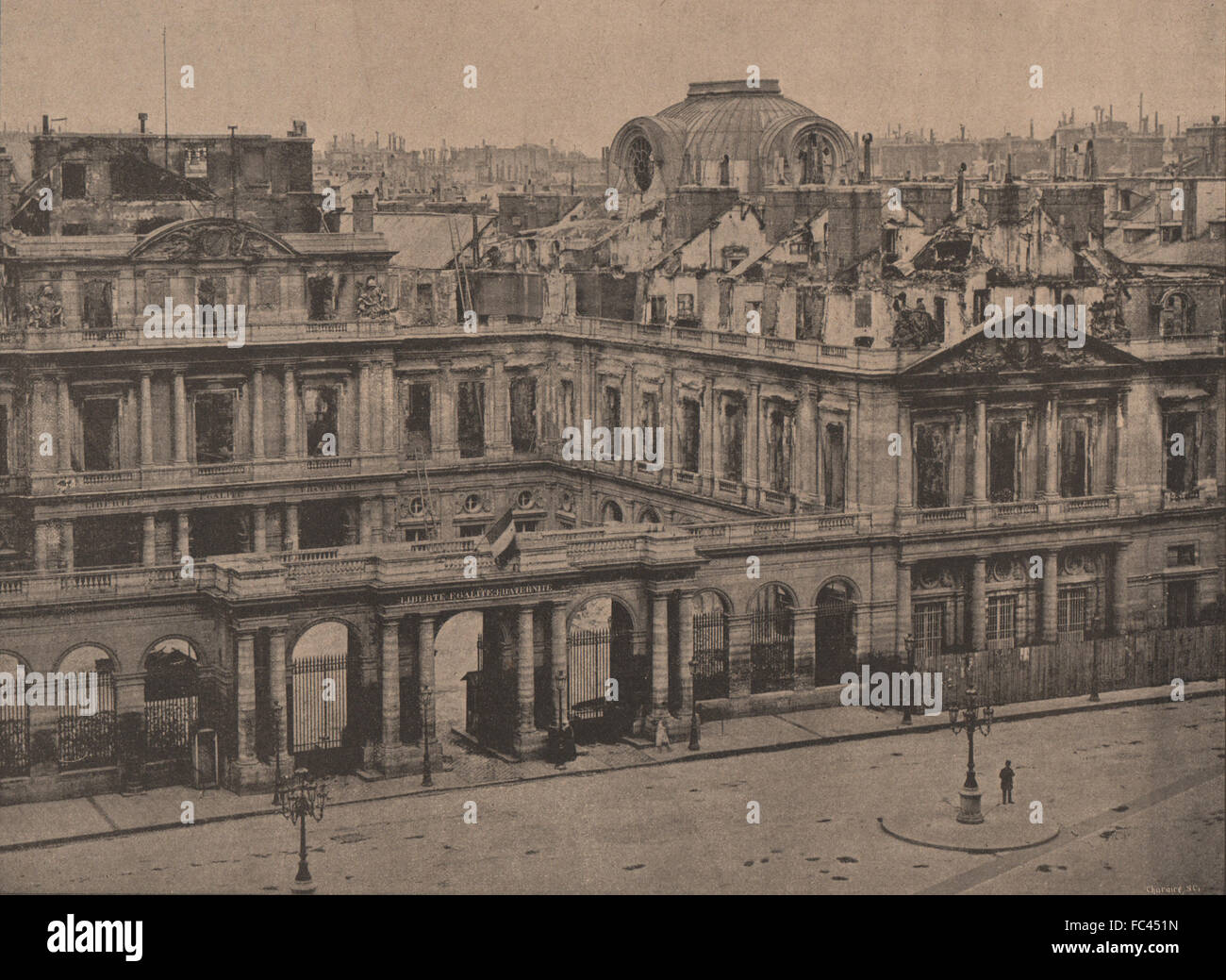 PARIS COMMUNE 1871. Palais-Royal (vue extérieure), antique print c1873 Stock Photo