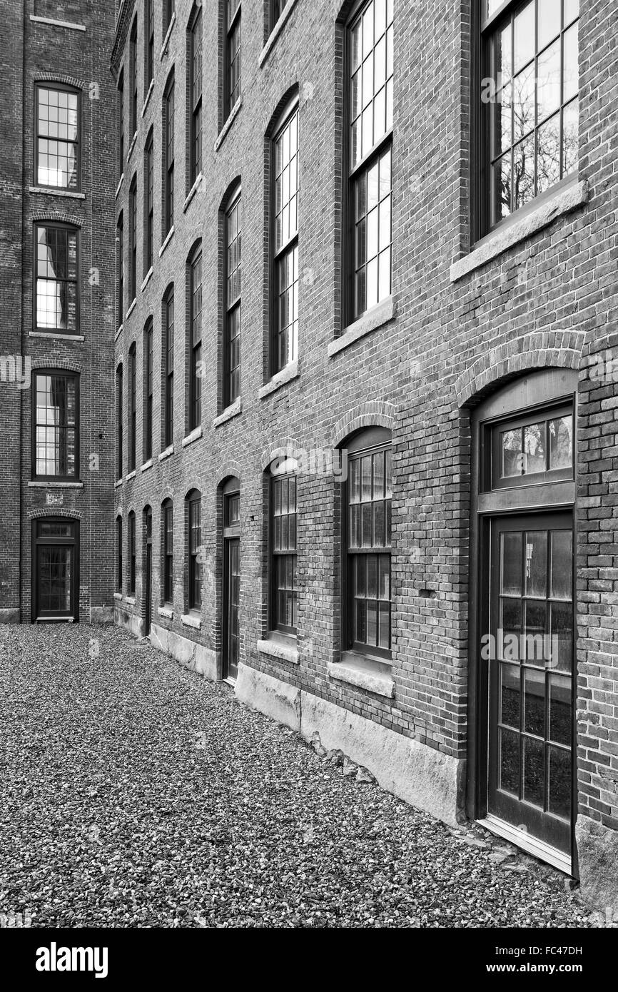 Old brick building Black and White Stock Photos & Images Alamy