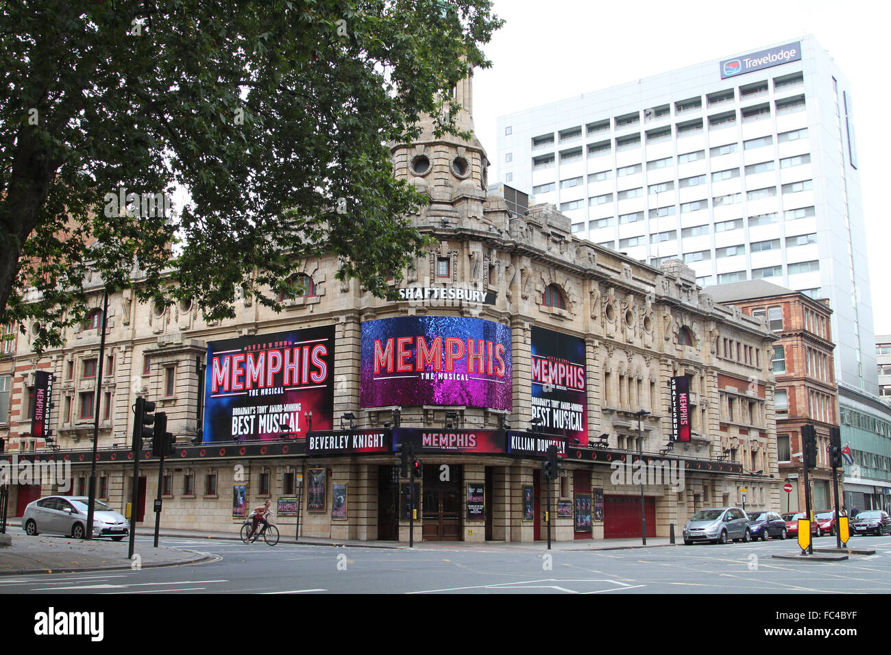 Shaftesbury theatre hi-res stock photography and images - Alamy