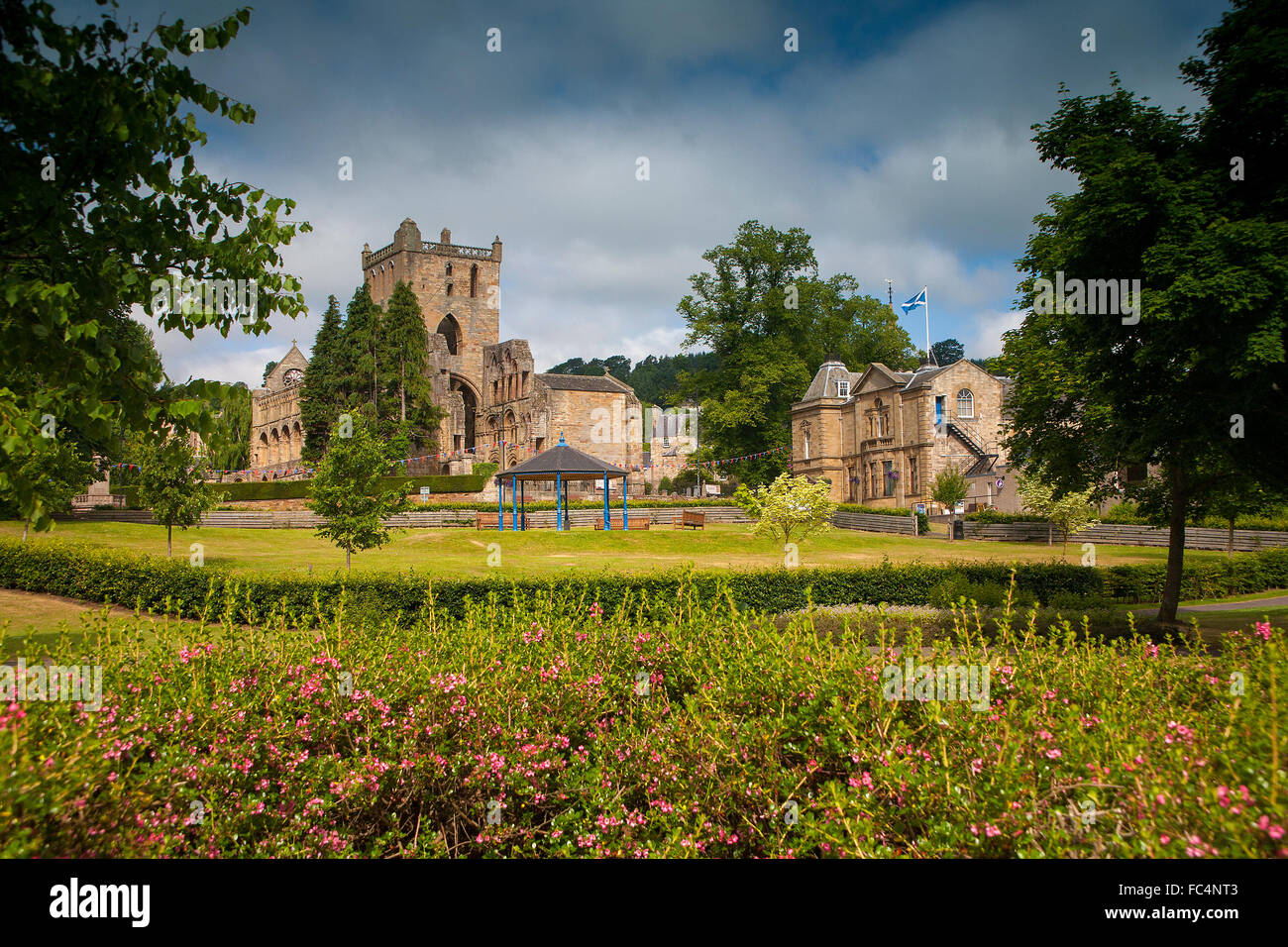 Jedburgh Abbey and gardens Scotland Stock Photo Alamy