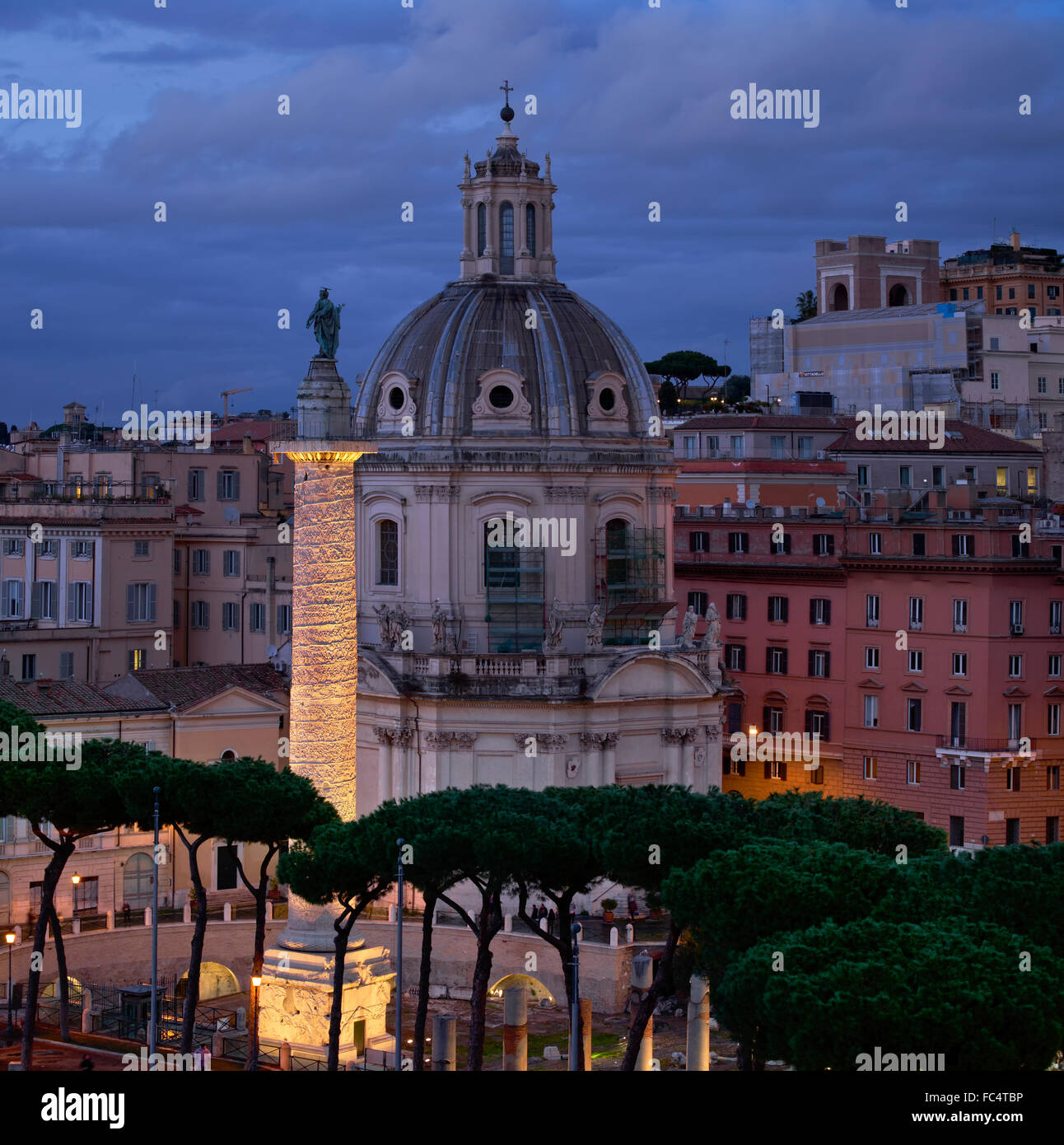 Traianus column hi-res stock photography and images - Alamy