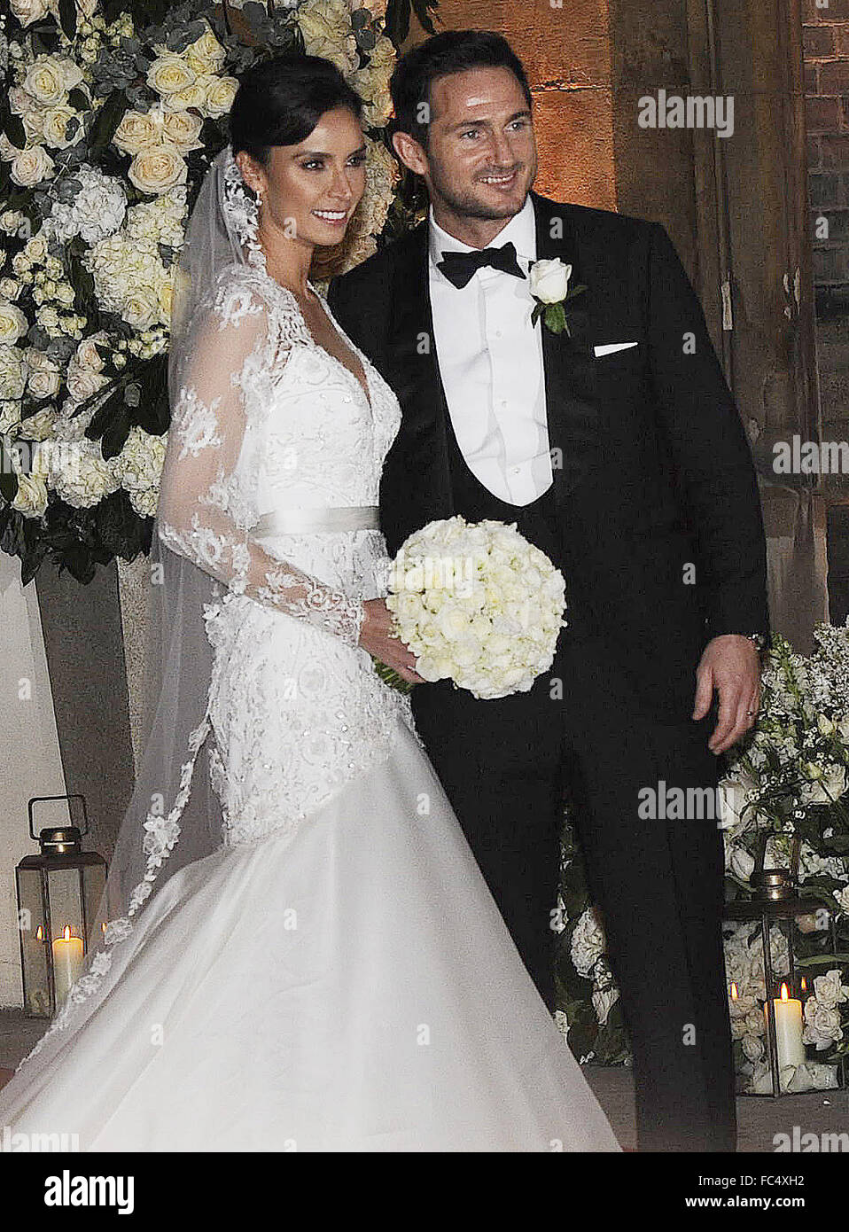 Frank lampard wedding hi-res stock photography and images - Page 4 - Alamy, image size:958x1390