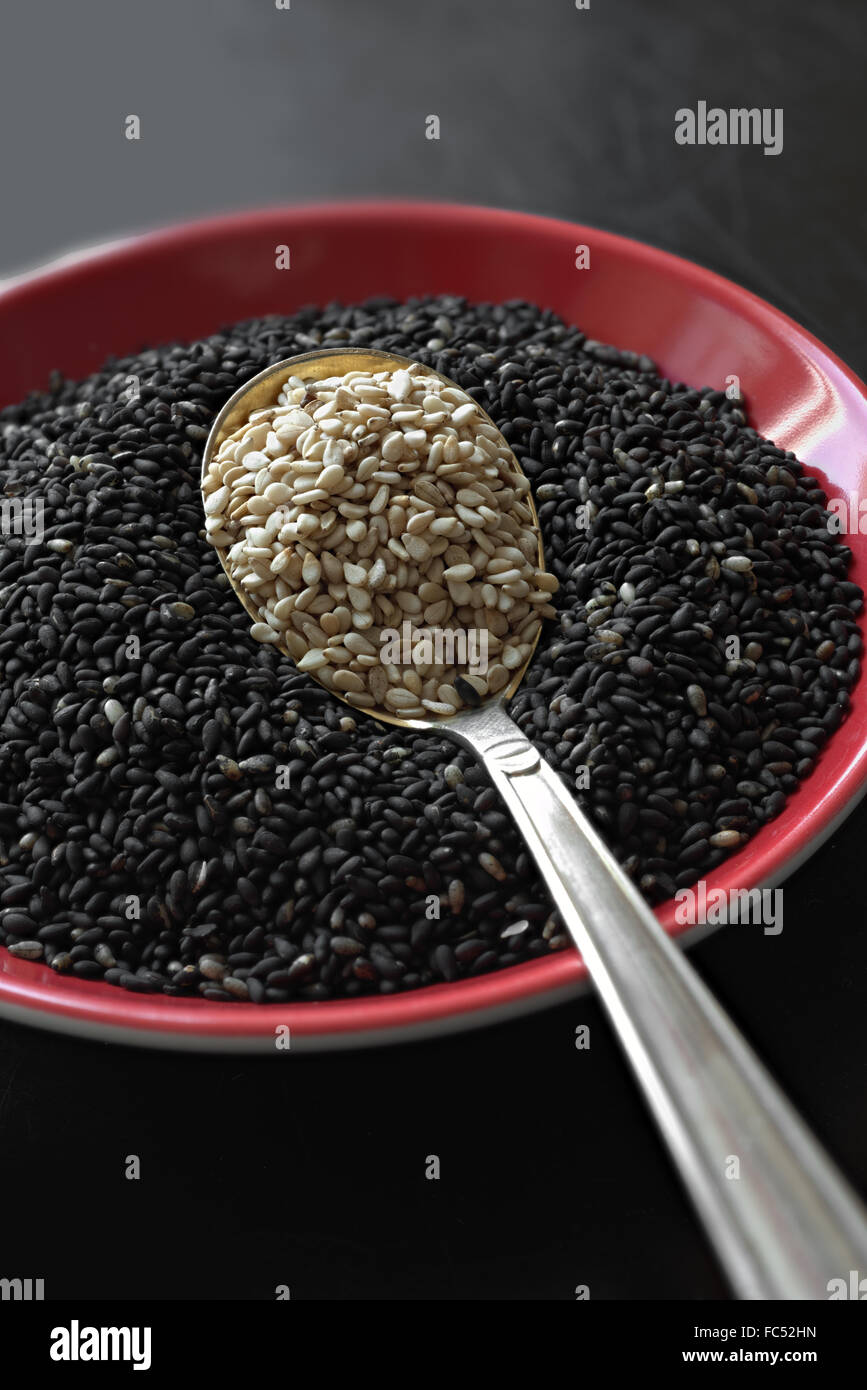 Sesame Seeds, Black and White Stock Photo Alamy