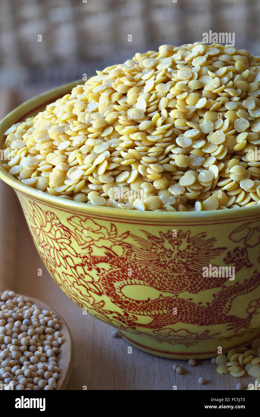 Yellow Lentils in a Chinese Bowl Stock Photo Alamy