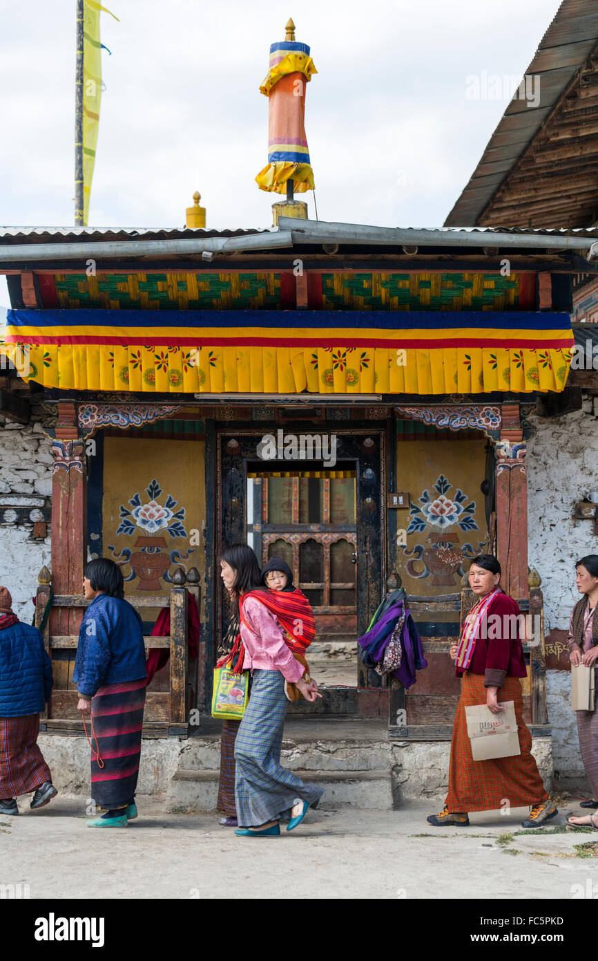 Tamzhing Worshippers at Tamshing Temple, Jakar, Bumthang, Central Bhutan, Asia ...