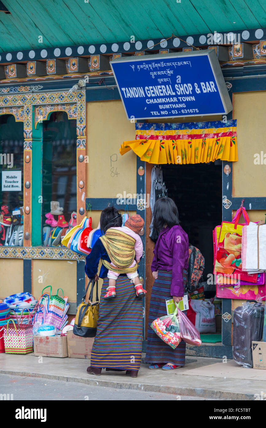 People Outside General Shop, Chamkhar, Bumthang, Central Bhutan, Asia Stock Photo