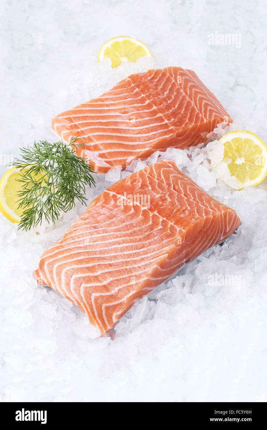 Salmon Filet on Ice Stock Photo - Alamy